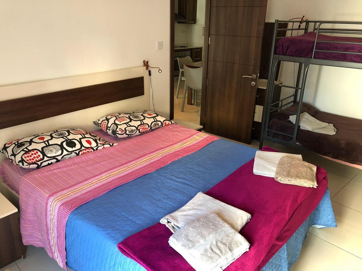Paceville Montecarlo Apartments Saint Julian's Bagian luar foto